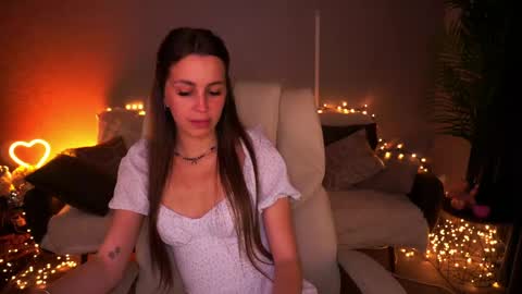 stellahoneywell online show from 11, 5, 2026