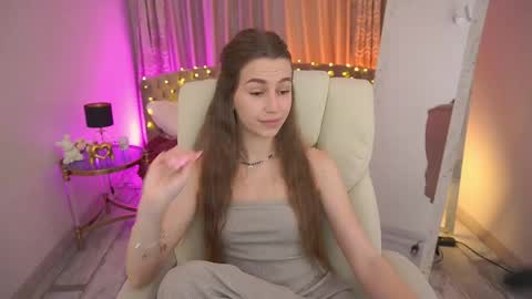stellahoneywell online show from 15, 5, 2026