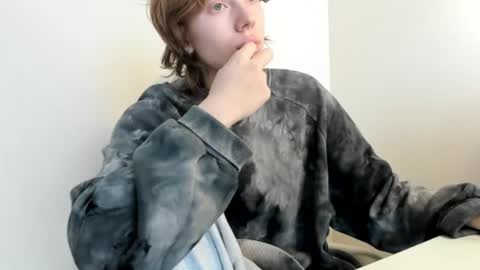 S T E L L A online show from 10, 2, 2026