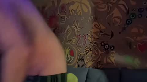 lee online show from 24, 2, 2025