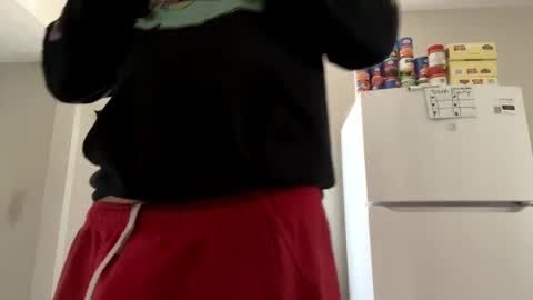 Snapshot of stepbro18 chatting on 24, 9, 2025 Honestly Im a slut I have a high sex drive and I love talking to people off this platform  online show from 24, 9, 2025