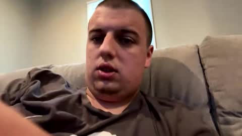 Snapshot of stepbro18 chatting on 28, 10, 2025 Honestly Im a slut I have a high sex drive and I love talking to people off this platform  online show from 28, 10, 2025