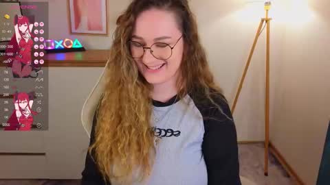 Snapshot of steph_sweet chatting on 21, 10, 2025 Emma online show from 21, 10, 2025