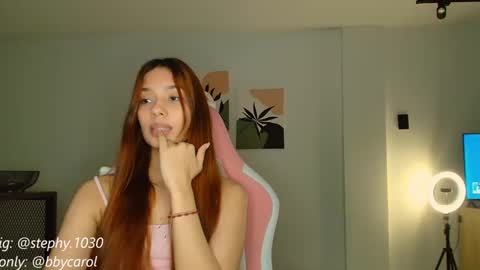 Snapshot of steph_y1030 chatting on 1, 2, 2025 stephany online show from 1, 2, 2025