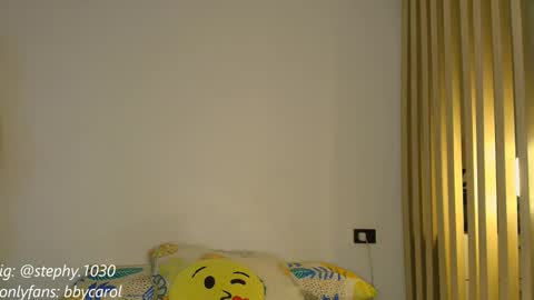 Snapshot of steph_y1030 chatting on 23, 10, 2025 stephany online show from 23, 10, 2025