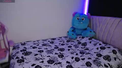 Emma online show from 12, 1, 2025