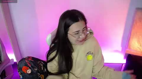 Emma online show from 7, 10, 2025