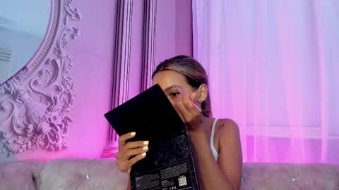 Stefff  online show from 5, 4, 2026