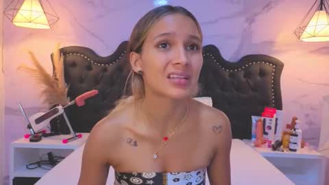 Snapshot of stephani_sweet chatting on 13, 5, 2026 Stefff online show from 13, 5, 2026