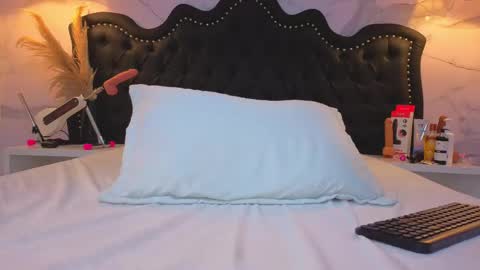 Snapshot of stephani_sweet chatting on 15, 5, 2026 Stefff online show from 15, 5, 2026