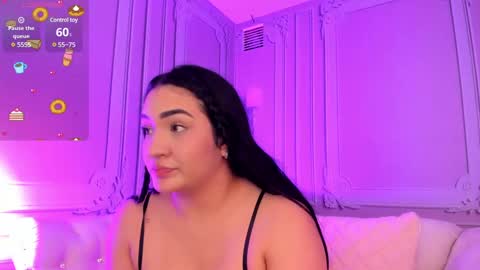 Snapshot of stephania_diamond chatting on 13, 12, 2024 online show from 13, 12, 2024