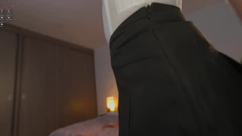 stephania_let online show from 3, 5, 2026