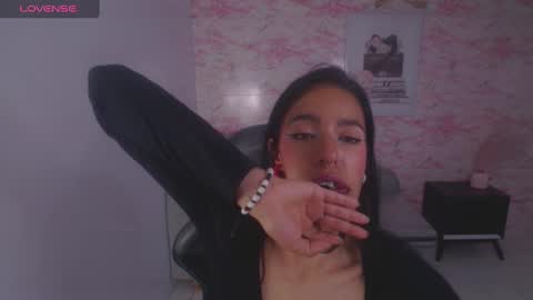 Stephania online show from 27, 12, 2024