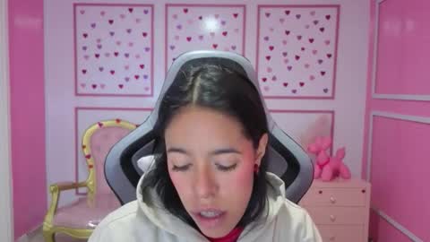 Stephania online show from 10, 9, 2025