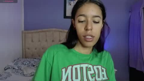 Snapshot of stephania_t chatting on 30, 4, 2026 Stephania online show from 30, 4, 2026