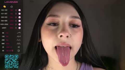 Snapshot of stephaniesally chatting on 17, 10, 2025 Sonya online show from 17, 10, 2025