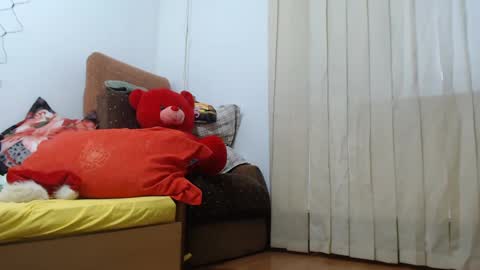 Stephanie   online show from 22, 12, 2024