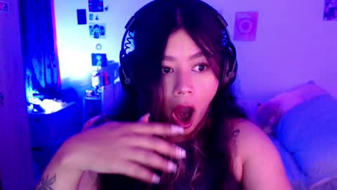 Stephanie  online show from 6, 12, 2024