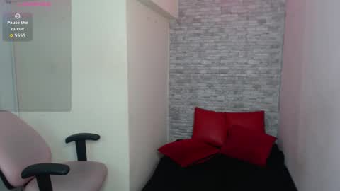 stephany_rodriguez_ online show from 22, 9, 2025