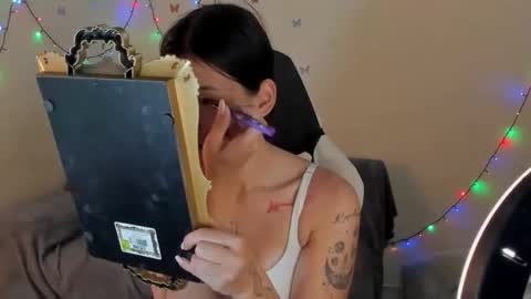 Stephany  independient model  online show from 7, 2, 2026