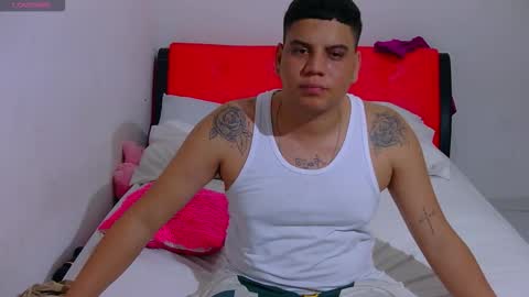 stephatine_4321 online show from 2, 11, 2025