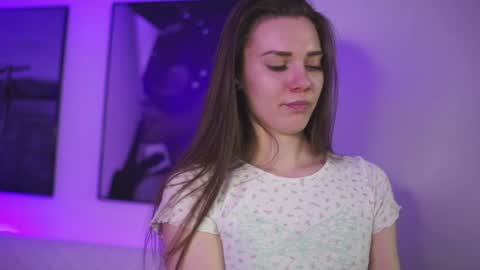 stephie0404 online show from 8, 2, 2025