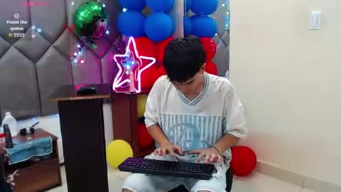 Snapshot of steve_hotman_ chatting on 8, 7, 2026 Steve Hotman online show from 8, 7, 2026