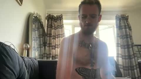Snapshot of stevebooker92 chatting on 31, 5, 2026 Stevebooker92 online show from 31, 5, 2026