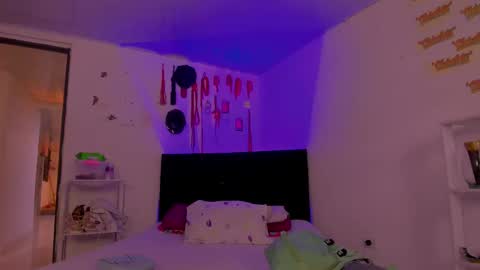 Snapshot of stevenfortaniax chatting on 27, 9, 2025 TANIA-STEVEN online show from 27, 9, 2025