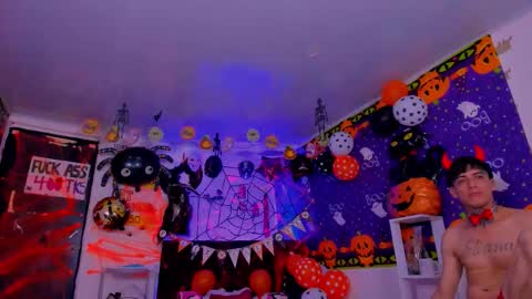 Snapshot of stevenfortaniax chatting on 7, 10, 2025 TANIA-STEVEN online show from 7, 10, 2025