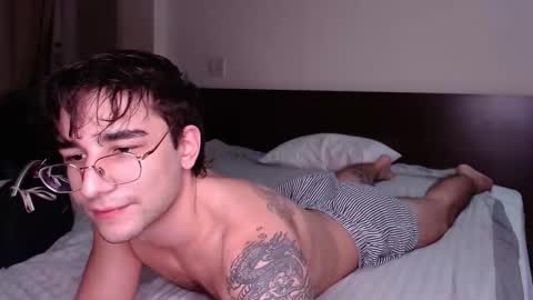 Snapshot of steveoceanbeanhuge chatting on 14, 11, 2025 Alex online show from 14, 11, 2025