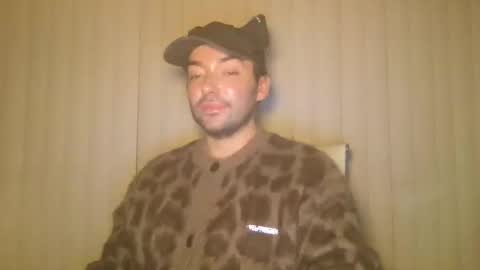 Snapshot of stevey_94 chatting on 31, 10, 2025 gay tease online show from 31, 10, 2025