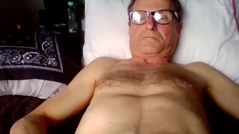 steviehard7 online show from 12, 2, 2025
