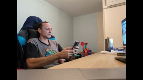 Snapshot of stickolive1 chatting on 7, 10, 2025 stickolive1 online show from 7, 10, 2025