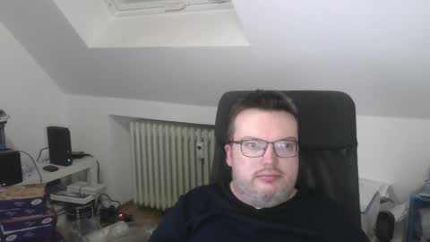 Oliver online show from 5, 4, 2026