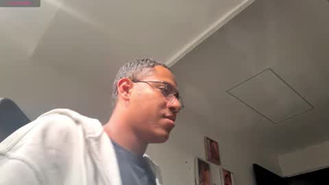 Snapshot of stiven__pattinson chatting on 25, 3, 2026 Stiven online show from 25, 3, 2026