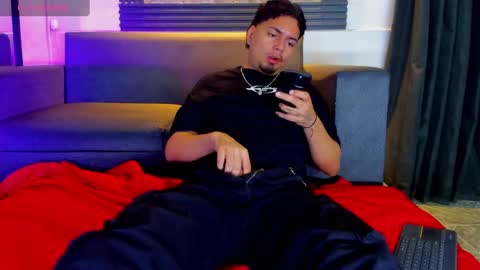 friends online show from 25, 9, 2025