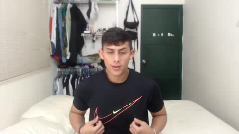 Snapshot of stivmike01 chatting on 13, 2, 2025 Mike online show from 13, 2, 2025