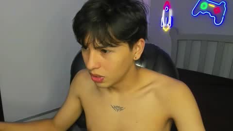 Snapshot of stiwentwink chatting on 1, 10, 2025 Stiwen online show from 1, 10, 2025