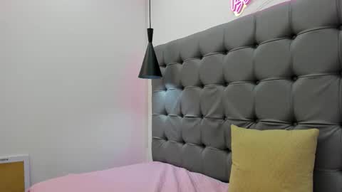 Snapshot of stiwentwink chatting on 2, 10, 2025 Stiwen online show from 2, 10, 2025