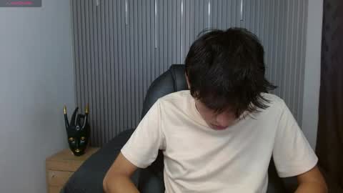 Snapshot of stiwentwink chatting on 8, 4, 2026 Stiwen online show from 8, 4, 2026