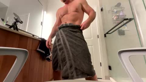 Snapshot of stlhotwifeguy chatting on 27, 2, 2025 stlhotwifeguy online show from 27, 2, 2025