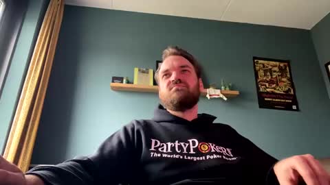 Snapshot of stonednboner chatting on 27, 12, 2024 Stonerboner online show from 27, 12, 2024