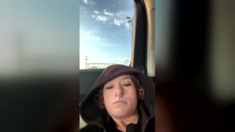 Snapshot of stonerbabyk2003 chatting on 15, 4, 2026 stonerbabyk2003 online show from 15, 4, 2026