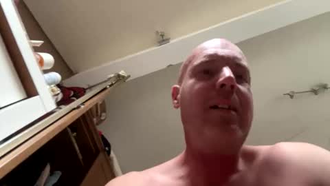 Stoodley22 online show from 1, 10, 2025