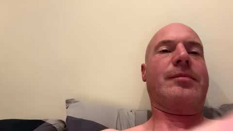 Stoodley22 online show from 22, 4, 2026