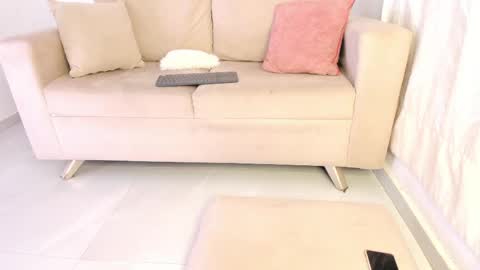 Snapshot of stormi___1 chatting on 29, 4, 2026 Zoe -INDEPENDENT MODEL online show from 29, 4, 2026
