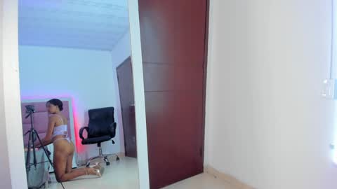 Sweety Stormi  online show from 13, 1, 2025