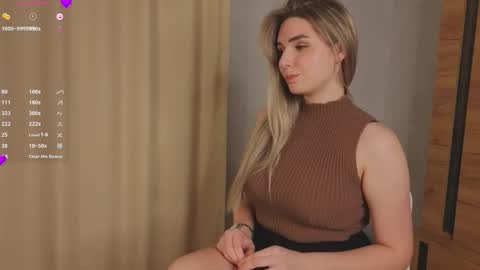 Snapshot of stormymuse chatting on 13, 12, 2025 Luna online show from 13, 12, 2025