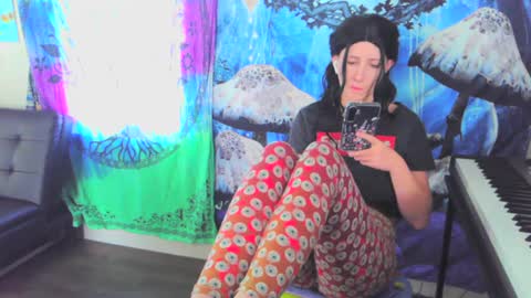 Snapshot of stormythunder chatting on 1, 10, 2025 Stormythunder online show from 1, 10, 2025